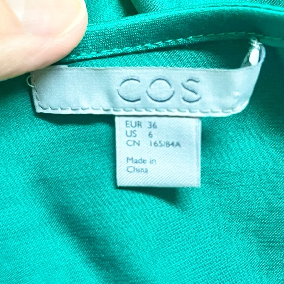 Exquisite emerald green vintage COS blouse! - Picture 8 of 9